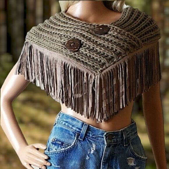 Code Knit Pull-Over Fringed Shoulder & Neck Wrap Warmer Poncho - Picture 1 of 9
